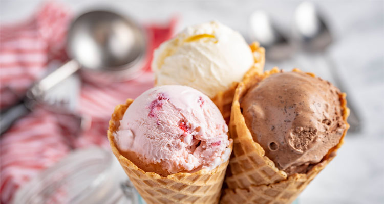 طرز تهیه بستنی با دستگاه بستنی ساز قیفی